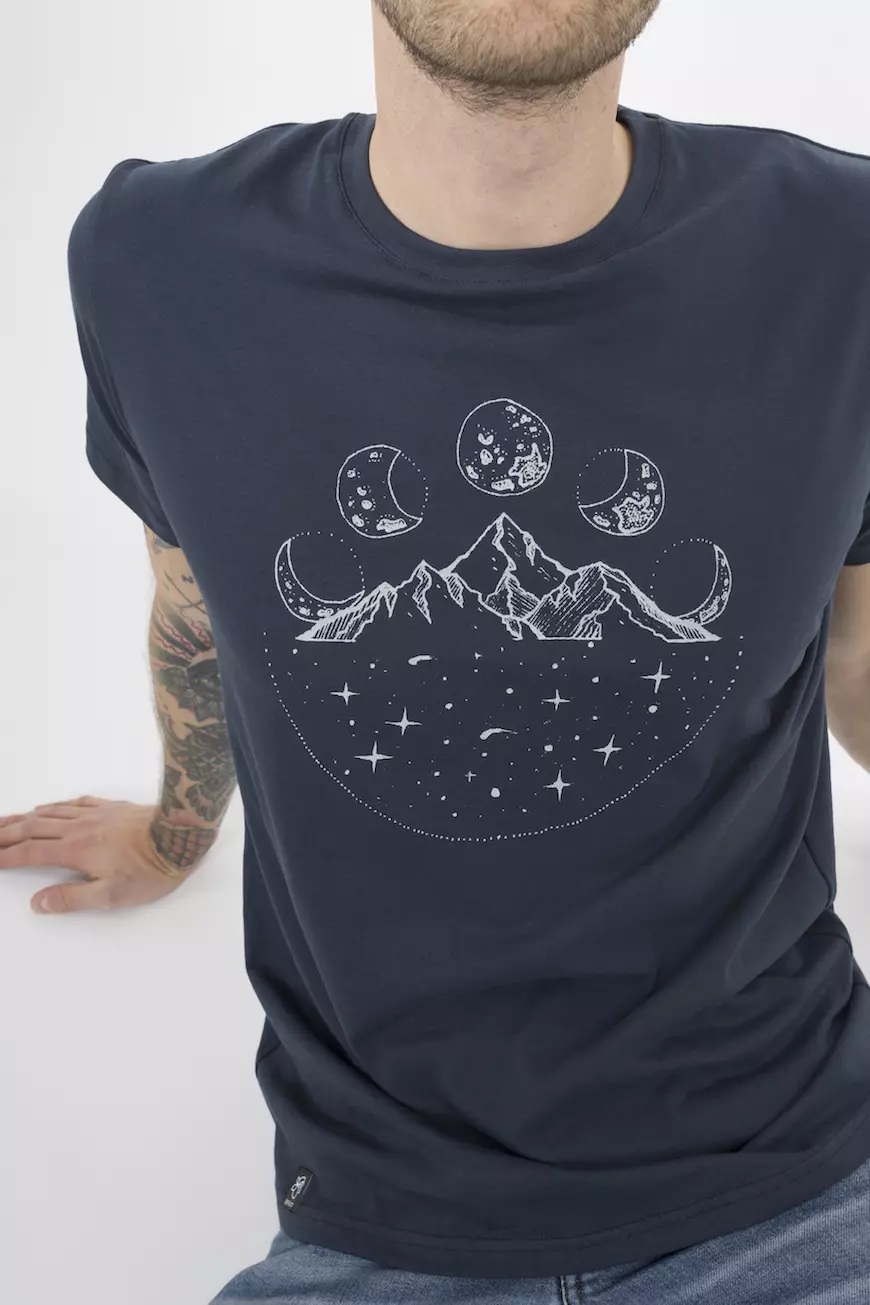 T-Shirt Basic Mountain Moon